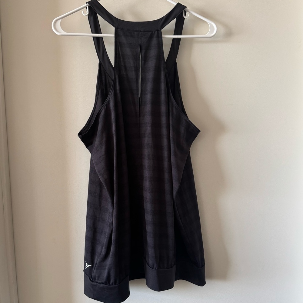 Like New Old Navy Active Tank - Picture 10 of 11